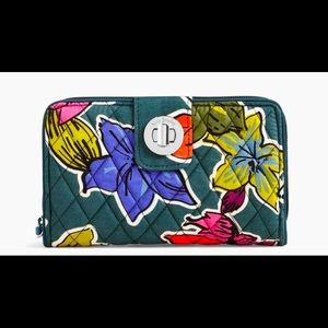 NWT Vera Bradley Turnlock Wallet Falling Flowers